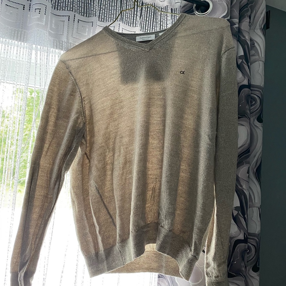 Calvin Klein, v neck hoodie